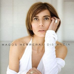 Distancia CD - Magos Herrera